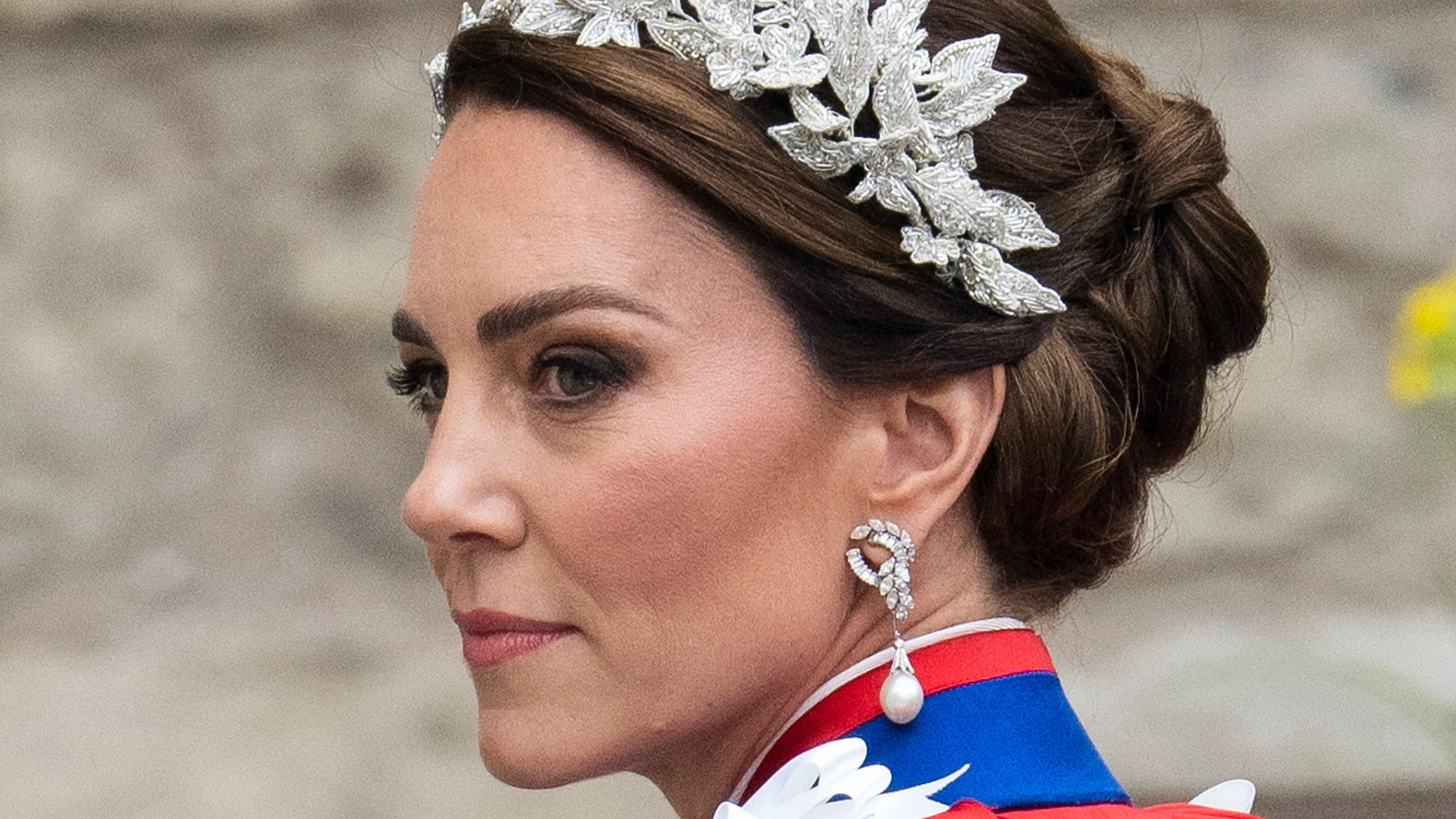 kate middleton coronation headpiece